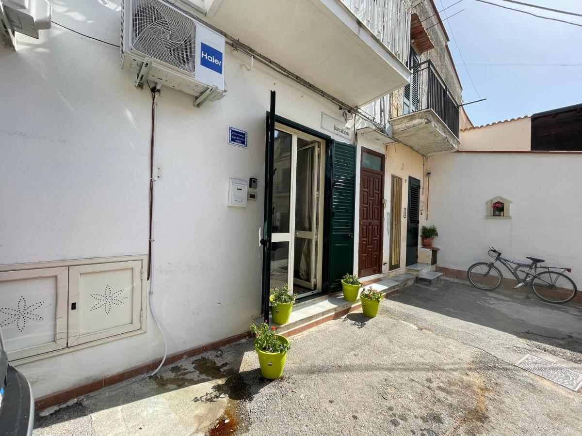 Casa Vacanze Baglio Barcellona Mondello Palermo Exteriér fotografie